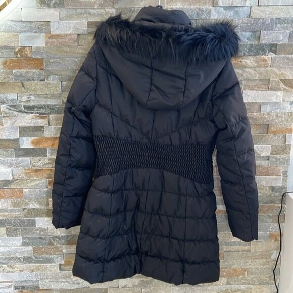 Via Spiga Women's Diamond Quilted Down Coat with Faux Fur Collar - Picture 10 of 12